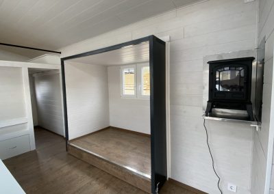 8 x 2,5 méteres miniház wood house imbiswagen comfort food truck büfékocsi belseje