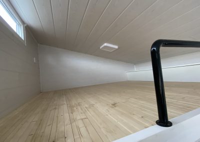 8 x 2,5 méteres miniház wood house imbiswagen comfort food truck büfékocsi galéria